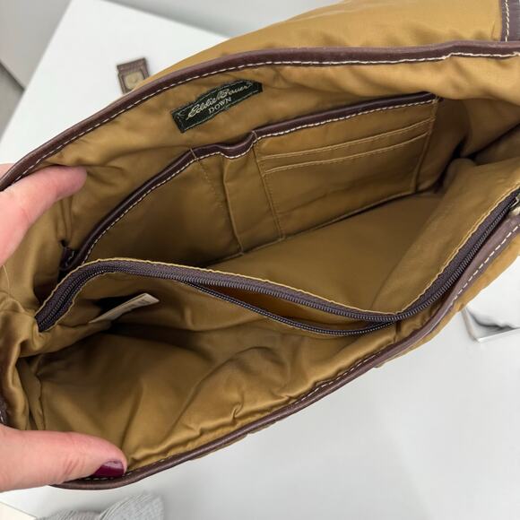 Eddie Bauer Down Filled Puffer Bag Crossbody Tan Brown Leather Outdoor Gorpcore - Picture 9 of 14